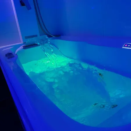 Junglespa Self Check-in Taras Centrum Samodzielne Zameldowanie I Bezplatny Parking Vratislav